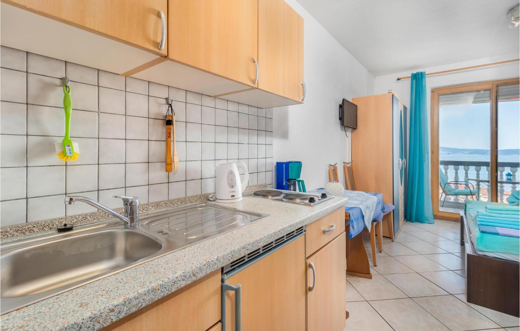 1 Bedroom Cozy Apartment In Crikvenica Luaran gambar