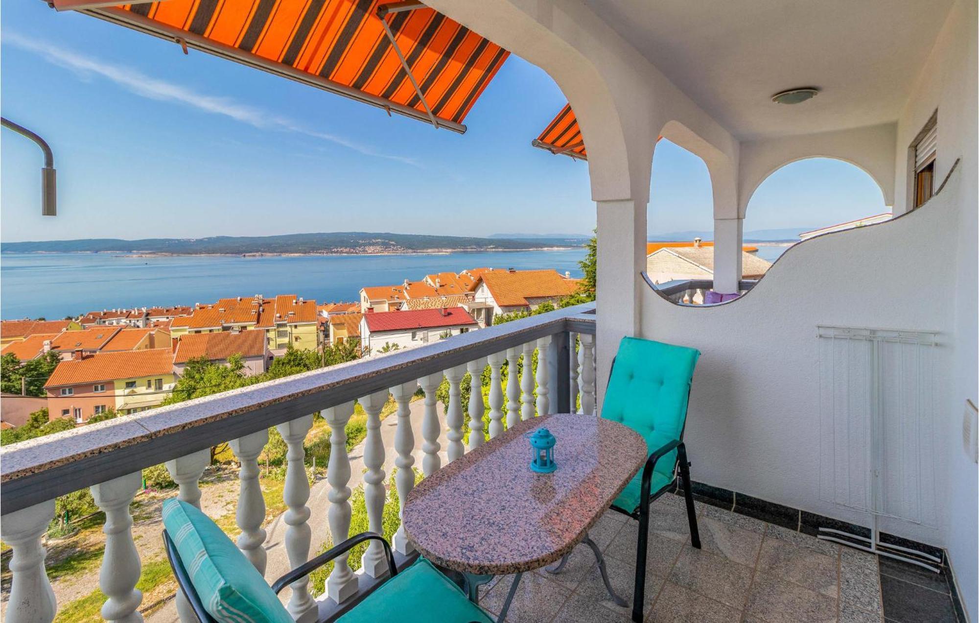 1 Bedroom Cozy Apartment In Crikvenica Luaran gambar