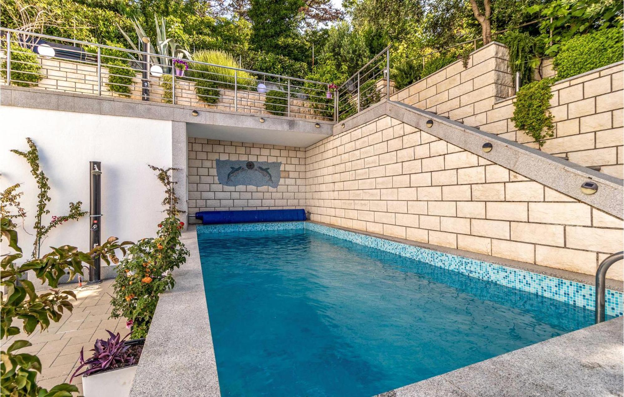 1 Bedroom Cozy Apartment In Crikvenica Luaran gambar