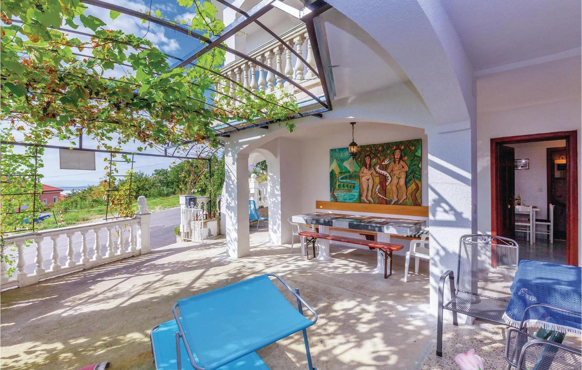 1 Bedroom Cozy Apartment In Crikvenica Luaran gambar